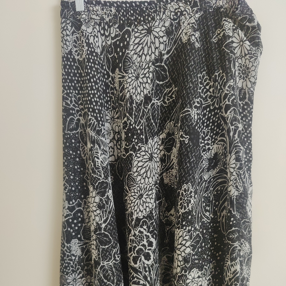 Without Tag Black Paisley Pull On Chiffon Maxi A-Line Skirt Double Sided Size L